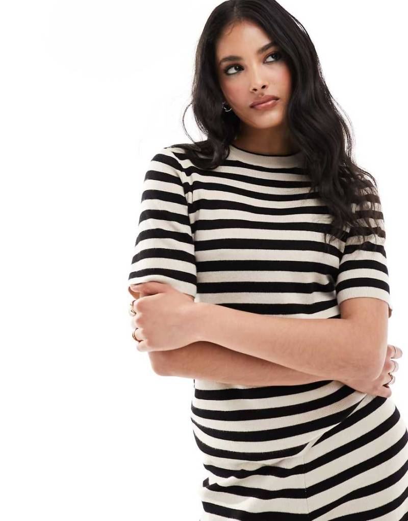 Object - Strick-T-Shirt mit Streifen in Schwarz-Weiß, Kombiteil von Object