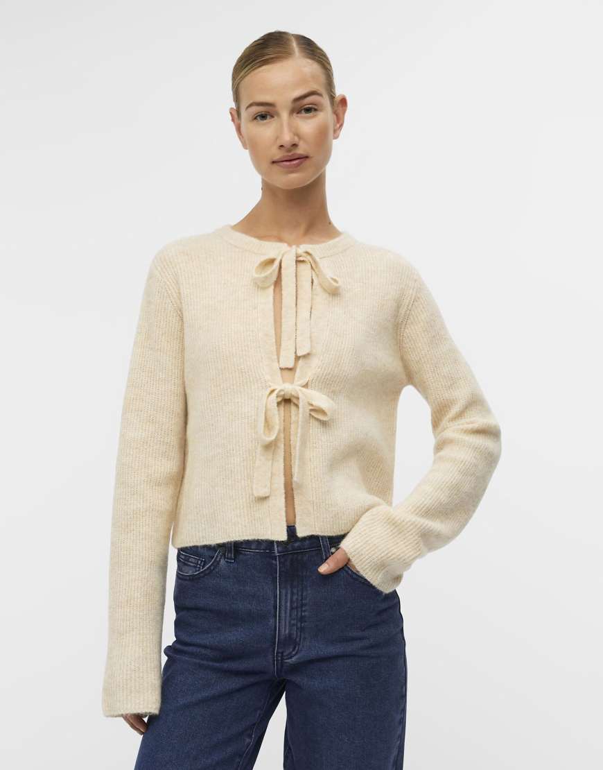 Object - Strickjacke in Sandmuschel-Weiß von Object