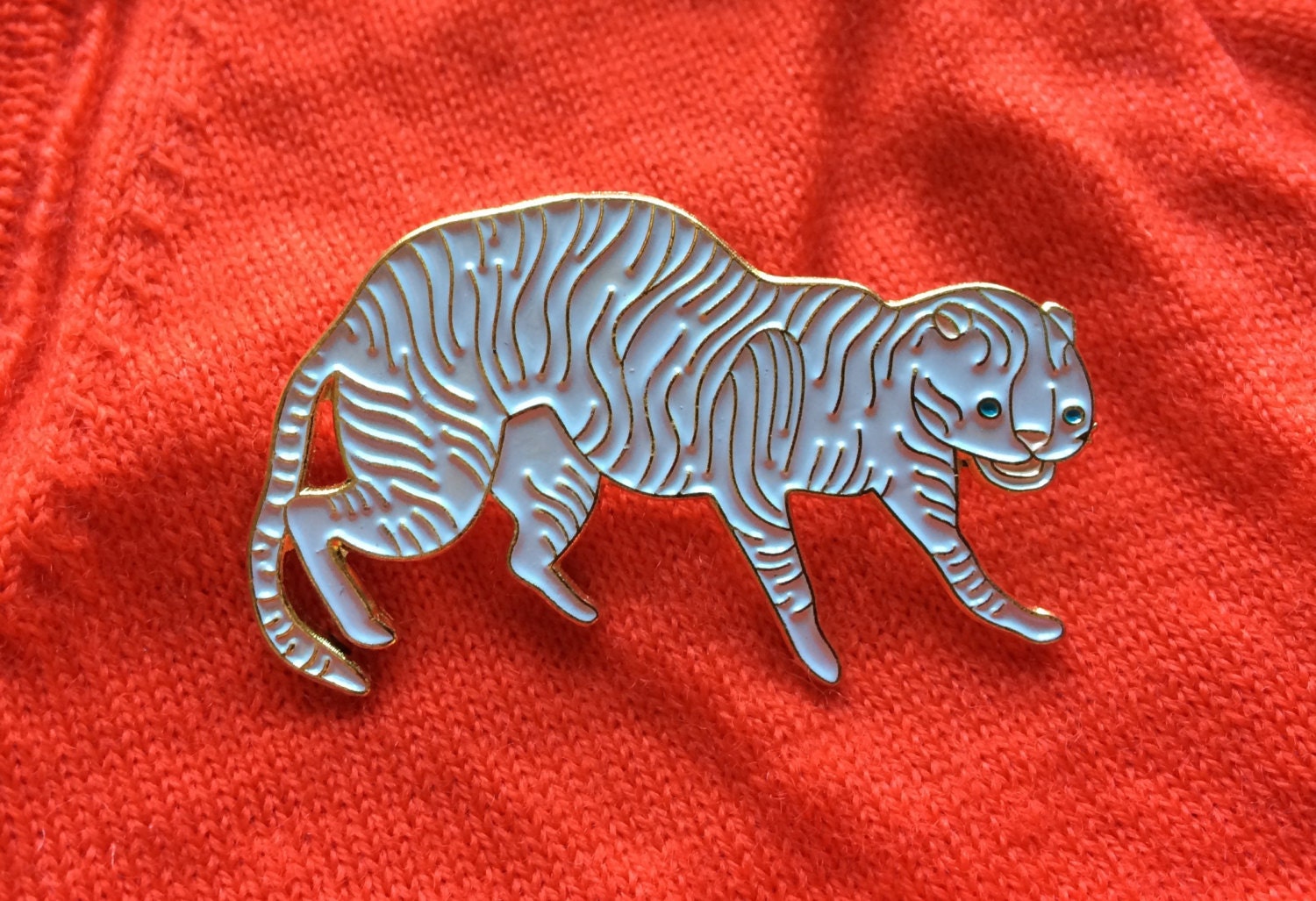 Weiß/Gold Tiger Pin Weiß/Gold Tiger Pin von ObjectTummy