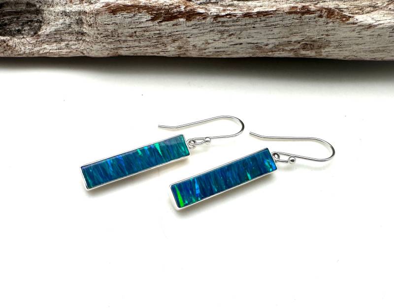 Blau-Grüne Opal Ohrringe // Sterling Silber Fassung Rechteckiges Design Grün-Blaue von OceanGemsCo