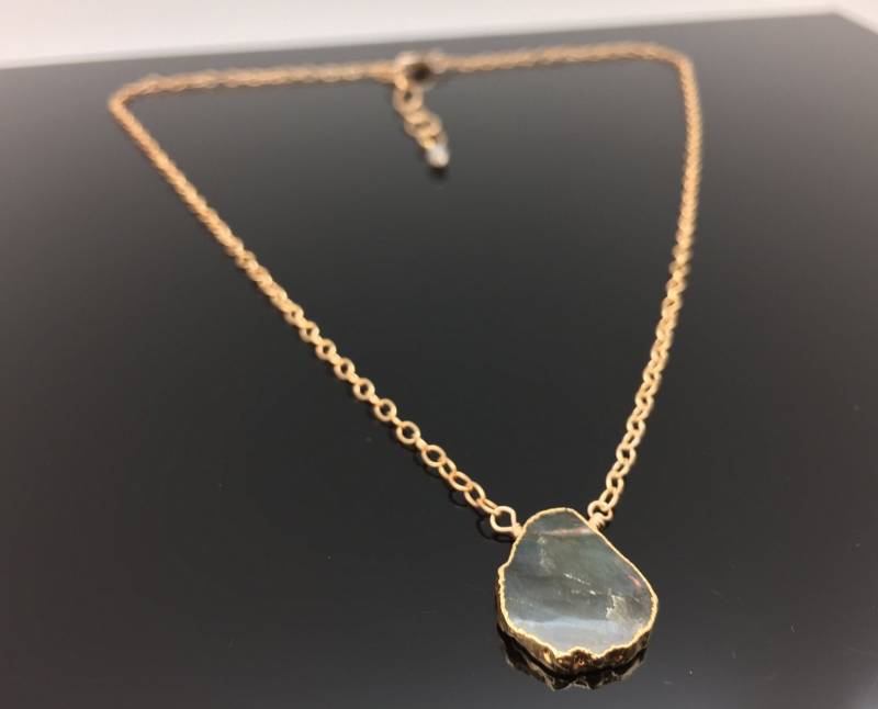 Labradorit Halskette - Gold // 18K Fill Zubehör Wire Wrapped By Me 40-45 cm Länge von OceanGemsCo