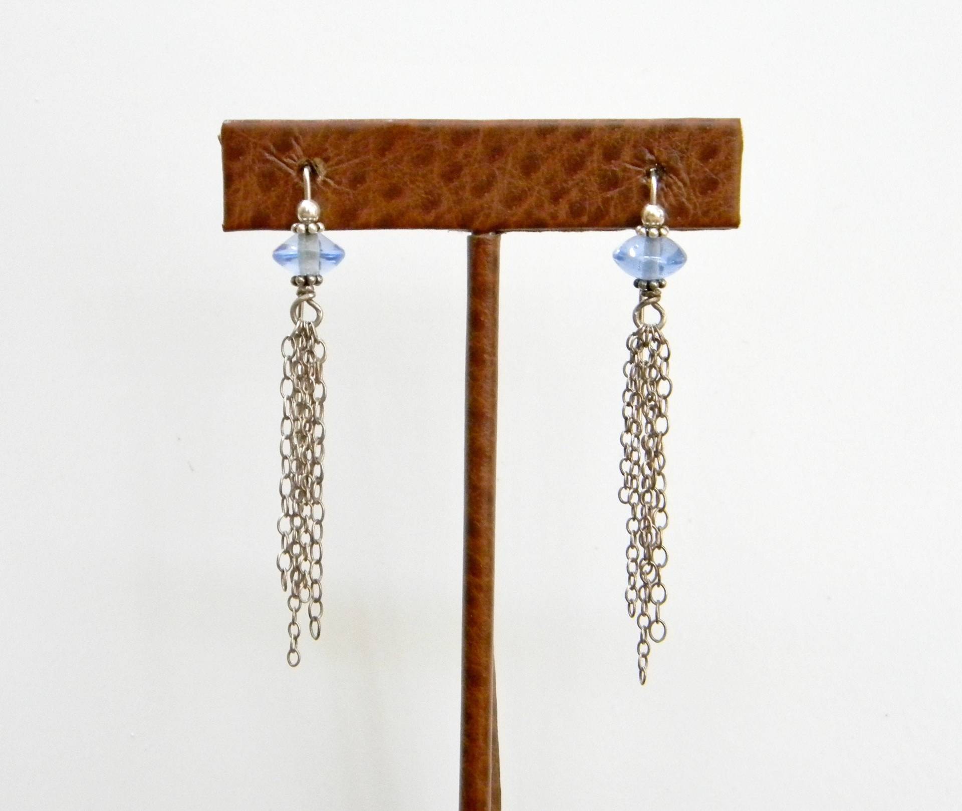 Sale - Sterling Silber Multi Kette Blau Perlen Baumelnde Ohrringe Sale - Sterling Silber Multi Kette Blau Perlen Baumelnde Ohrringe von OceanIsleDesigns