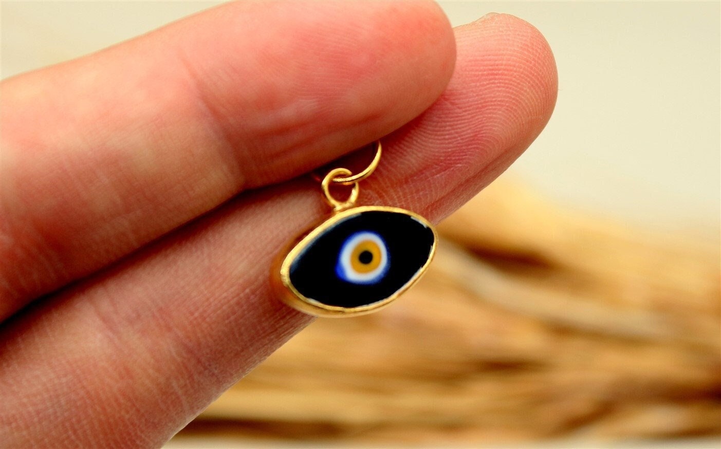 Minimalist Schmuck Anhänger Evil Eye, Eye Halskette, Anhänger, Gold Filled Halskette Geschenk Für Sie von OceansilverArt