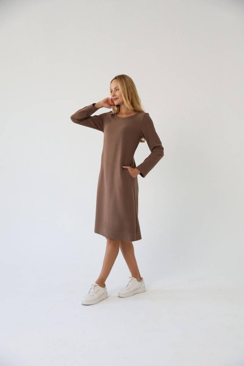 Winter-/Herbstkleid Mit Langen Ärmeln Und Handstickerei, Lockeres Warmes Kleid, Individuelles Midikleid, Handgemachte Plus Size Robe/ 3049 von OdaLux