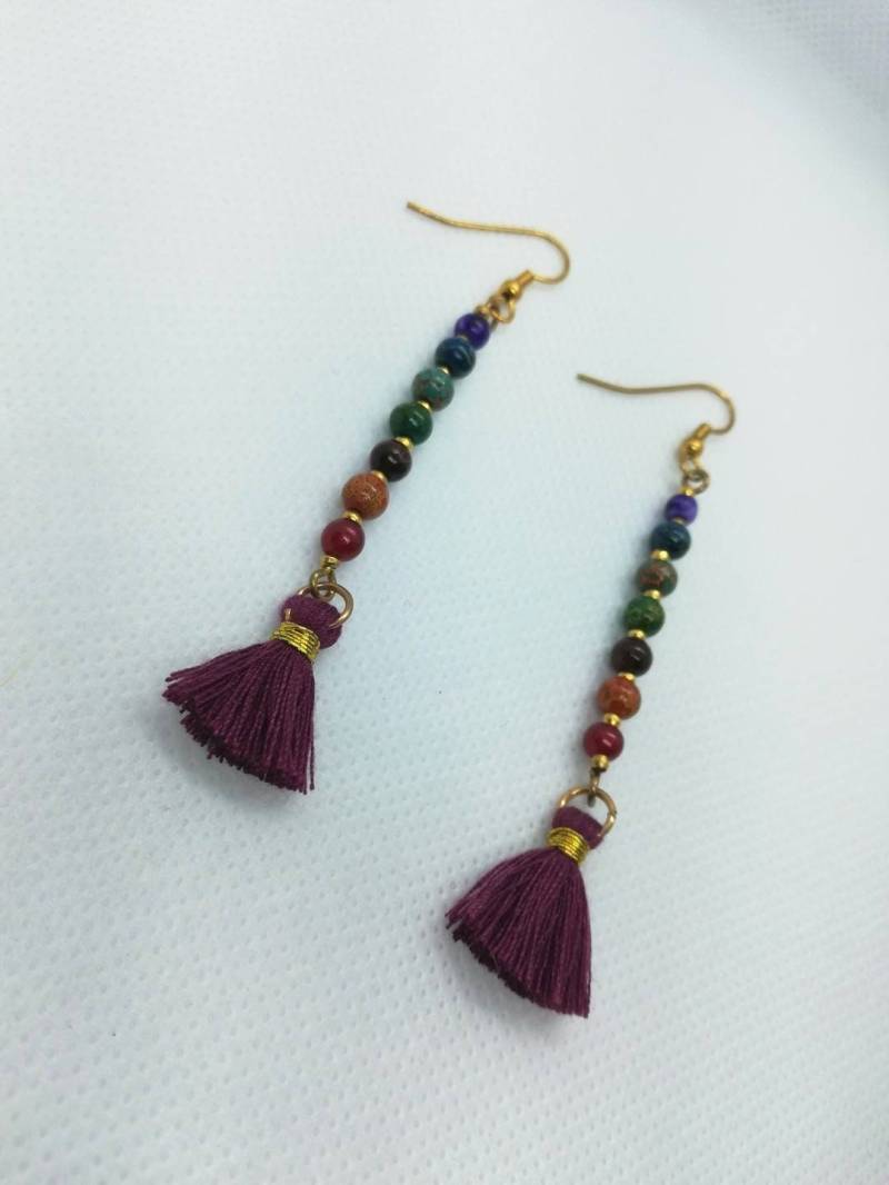 Chakren Ohrringe Mit Gold Und Glasperlen in Den Sieben Farben Der Chakren, Summer Edition von Odalisquedesign