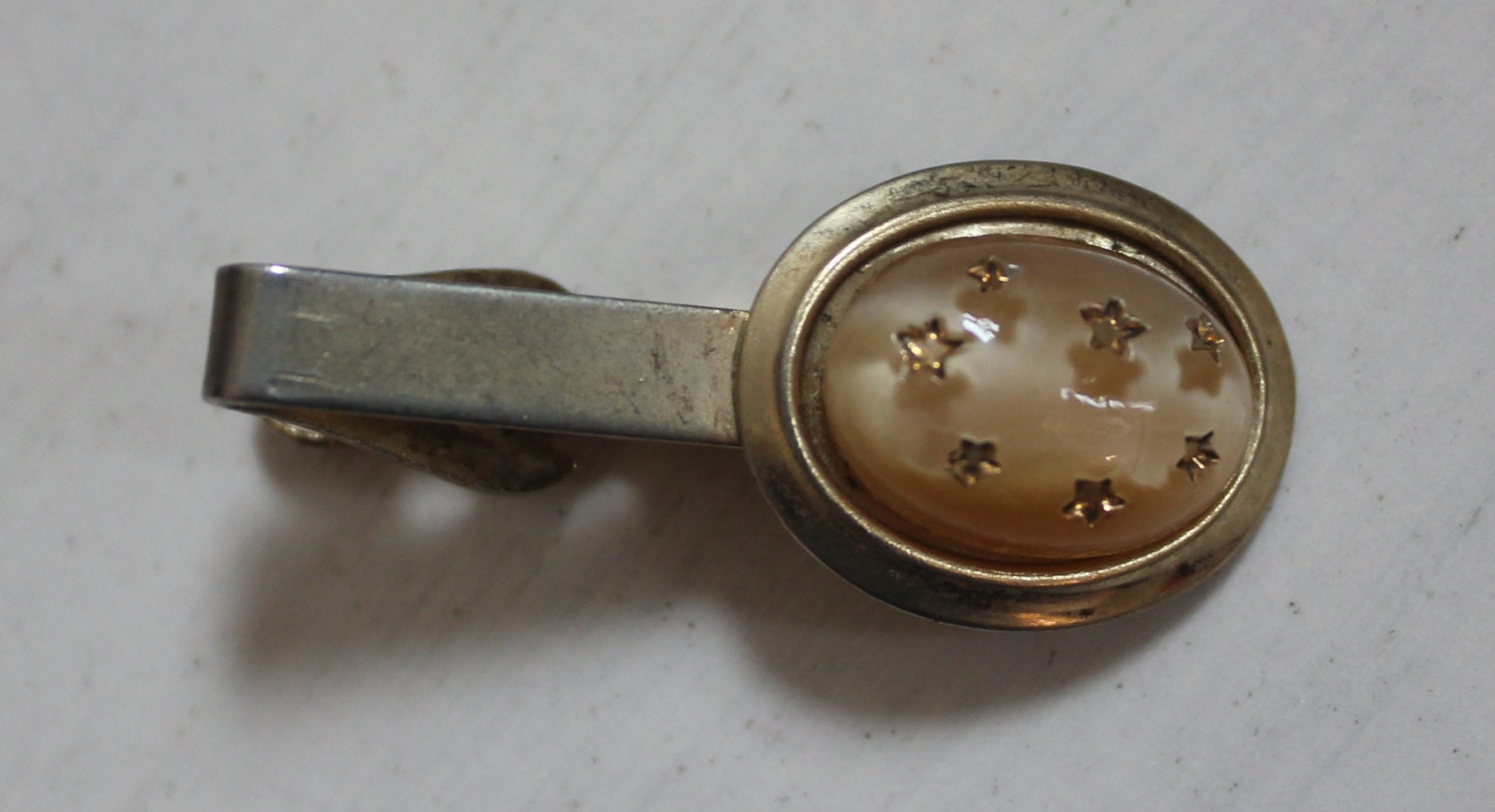 Vintage Krawatte Bar Mit Polierten Stein Und Gold Sterne von OddTwin