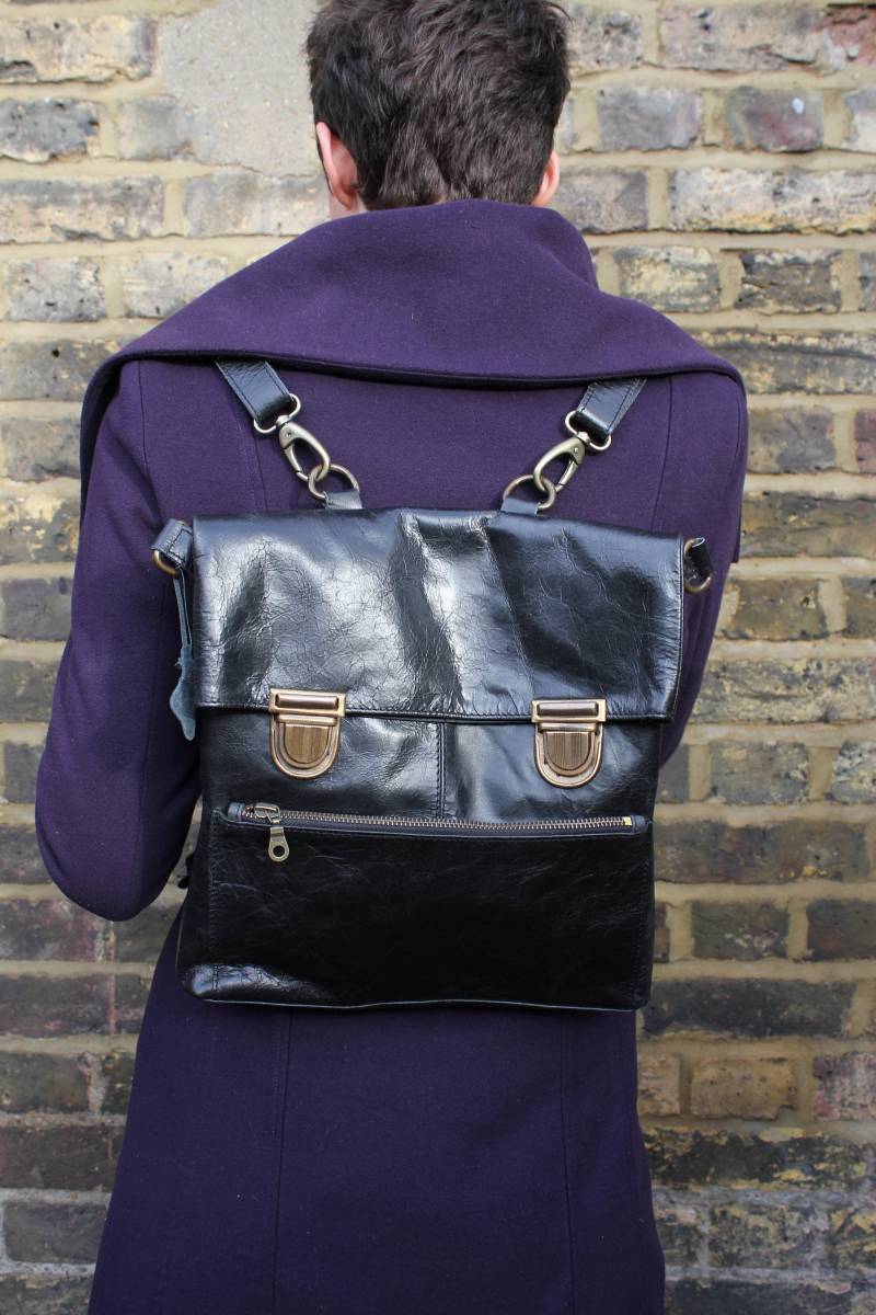 Amelie Schwarz Cabrio Rucksack Aus Leder von OdiLynch