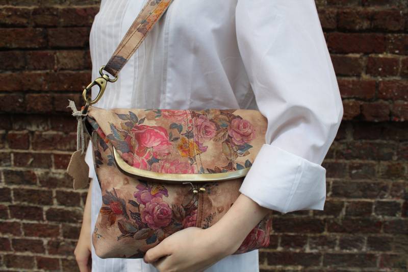Floral Leder Clip Top Tasche Retro Inspirierte Handtasche von OdiLynch