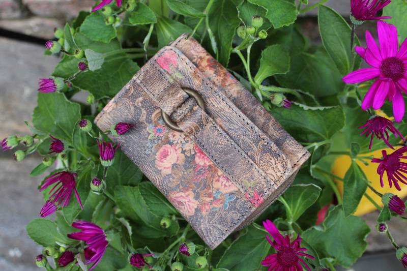 Floral Print Kleine Geldbörse Vintage Inspirierte Ring Geldbörse Mit Mehreren Fächern von OdiLynch