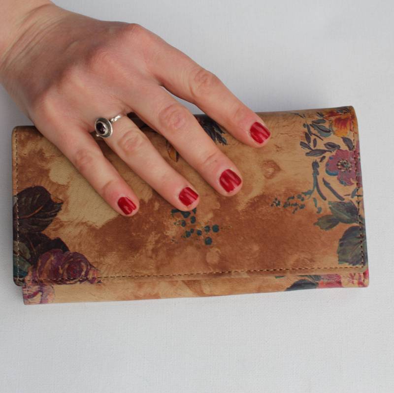 Florale Leder Clipbörse Handgemachte Clutch Im Vintage Style von OdiLynch