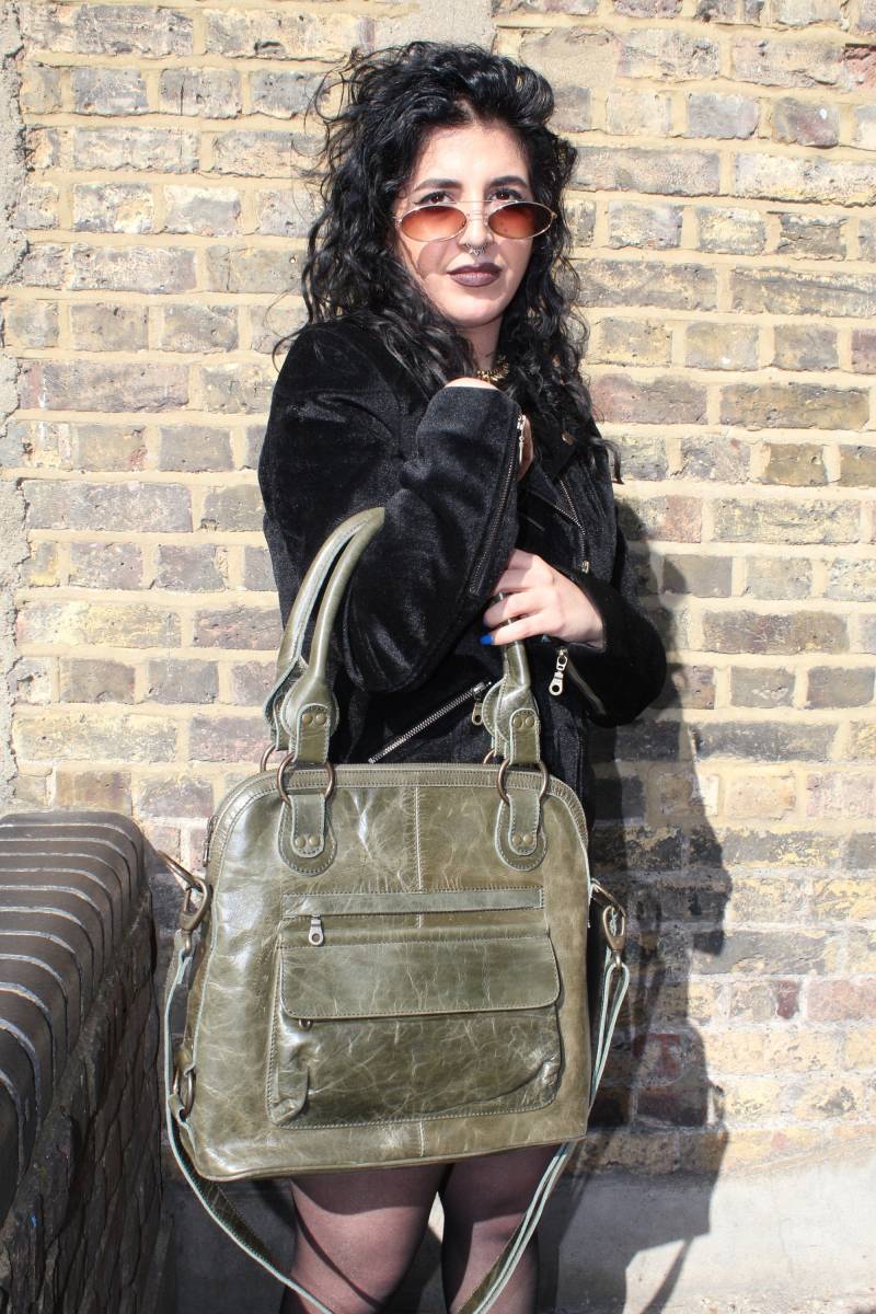 Große Umhängetasche Mit Taschen, "Pamela' von OdiLynch