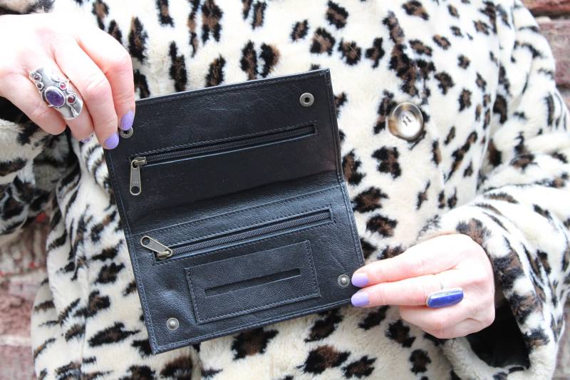 Handgefertigte Schwarz Leder Tabakbeutel Geldbörse Im Vintage-stil von OdiLynch