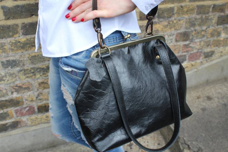 Schwarz Leder Kiss Lock Frame Tasche Retro Spange Schulter Oder Crossbody Geldbörse von OdiLynch