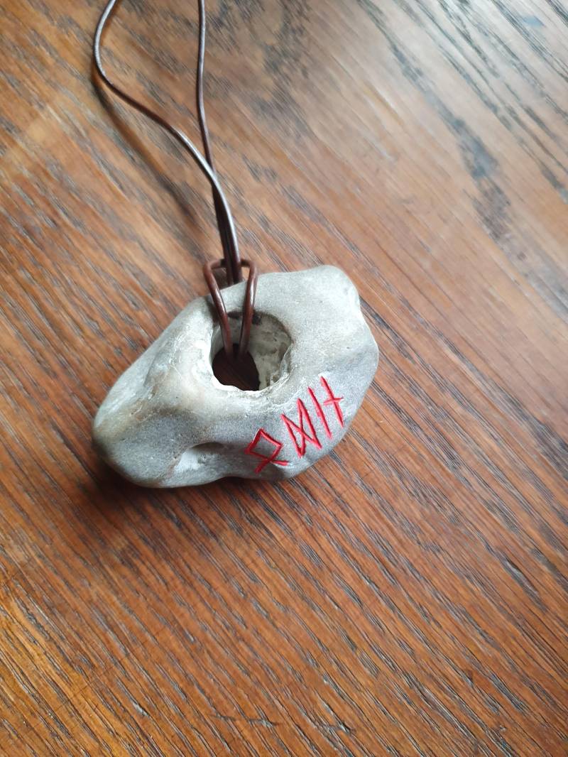 Odinstone Hagstone Hühnergott Norse Amulet Odinstone Hagstone Hühnergott Norse Amulet von OdinGrove