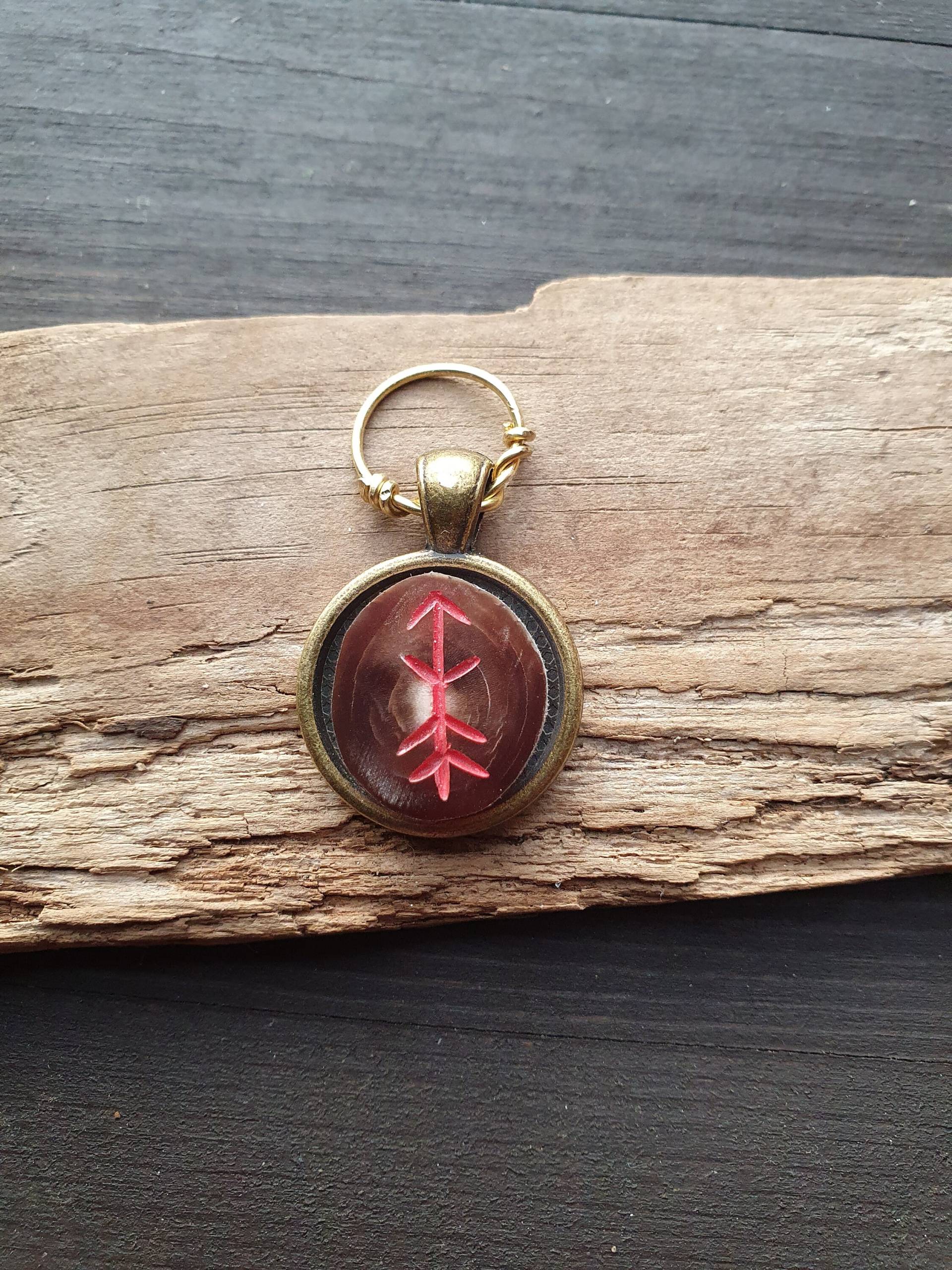 Small Norse Protection Bindrune Amulet Small Norse Protection Bindrune Amulet von OdinGrove