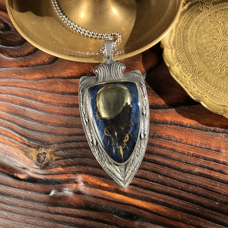 Falcon Pewter Anhänger Aus Zinn, Pyrit & Vintage Uhrenteile, Halskette von OdonataJArt