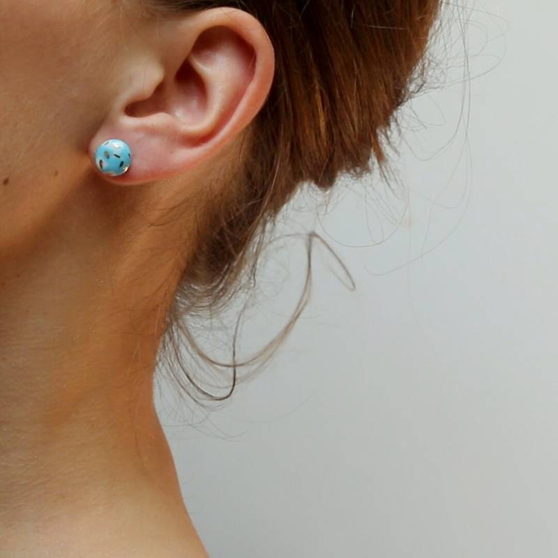 Türkis Ohrstecker, Keramik Kleine Pastell Ohrringe, Porzellan Schmuck, Umweltfreundlich von OeiCeramics