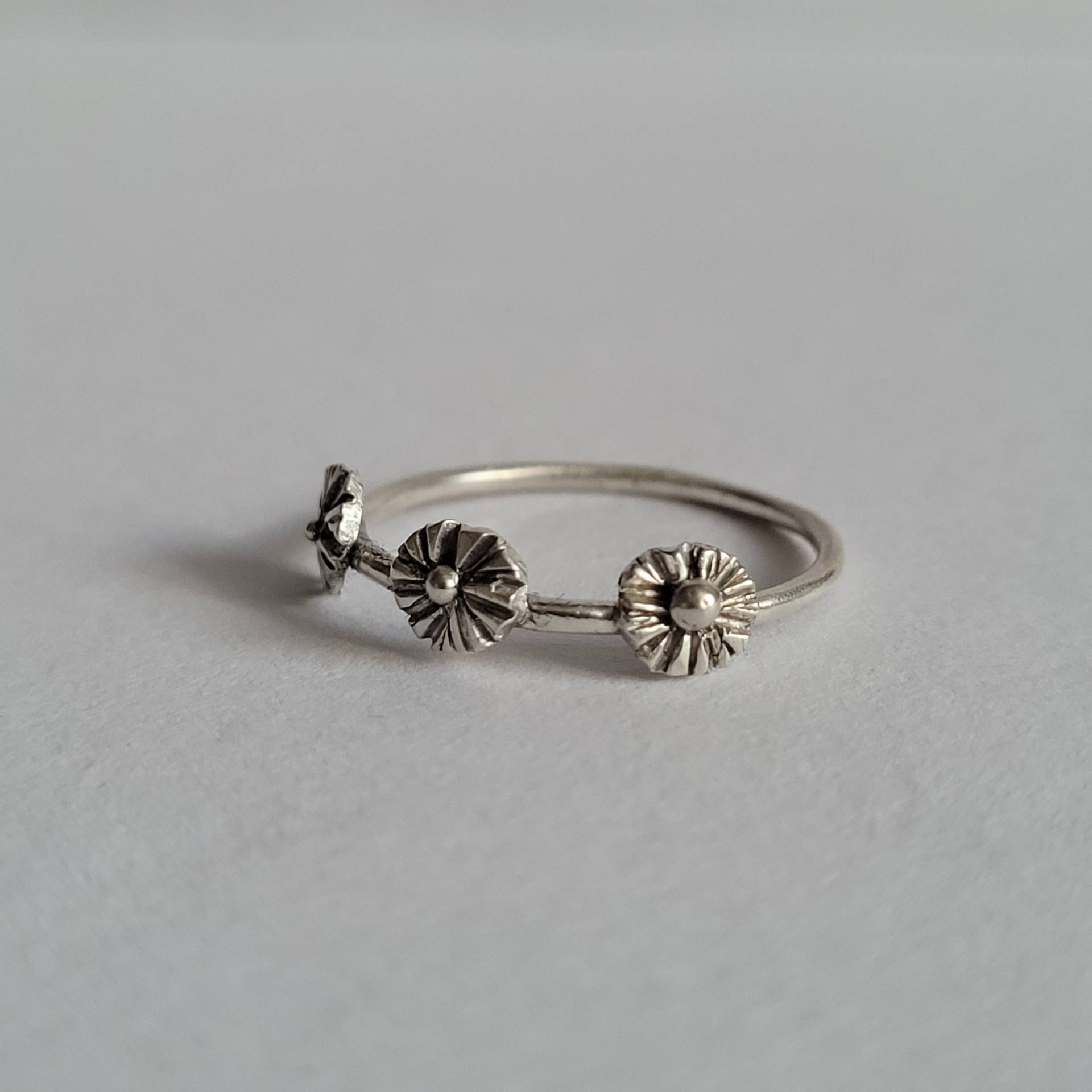 Handgemachte Blume Ring Aus Sterling Silber von OfelinJewelry