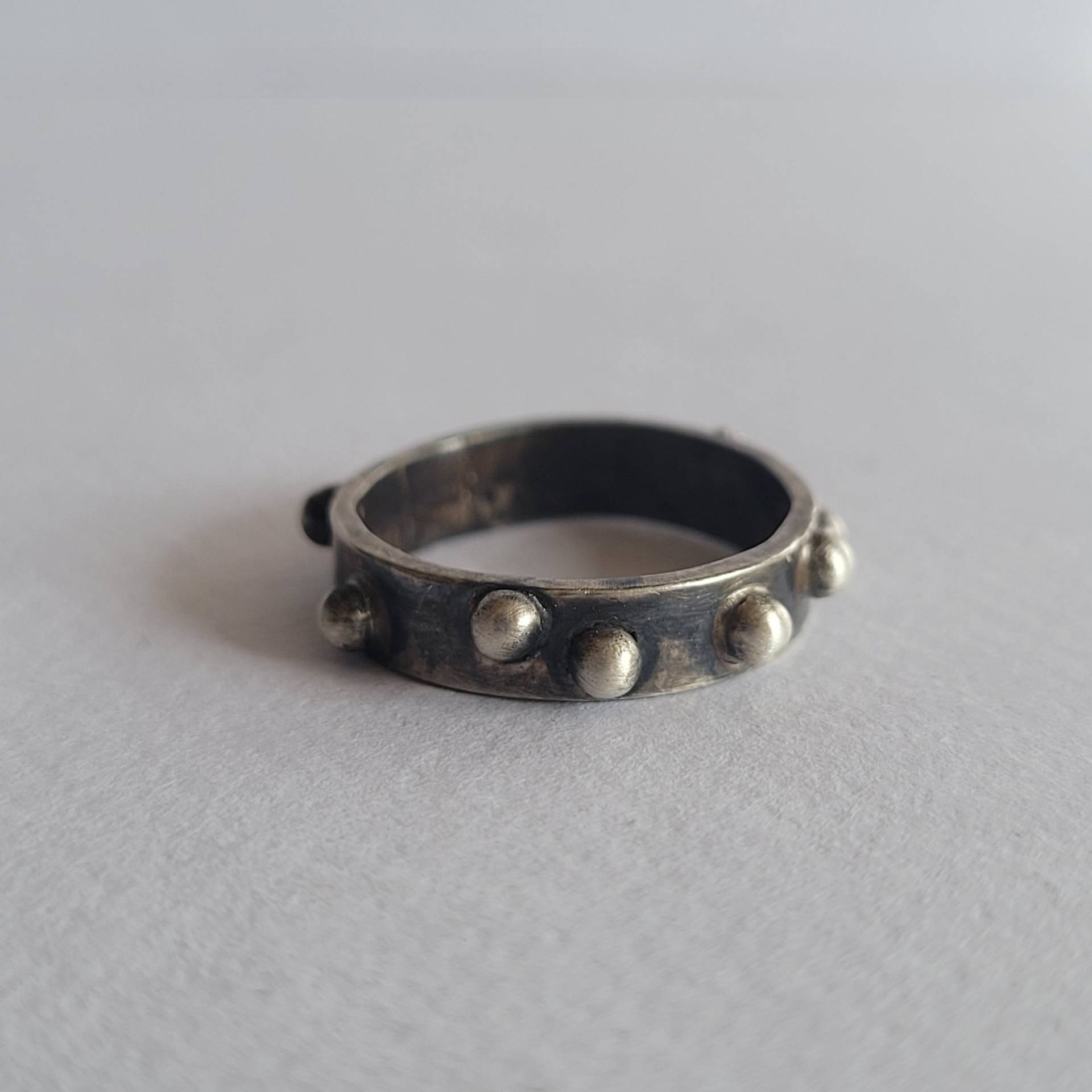 Handgemachter Tropfen-Ring Aus Geschwärztem 925Er Silber von OfelinJewelry
