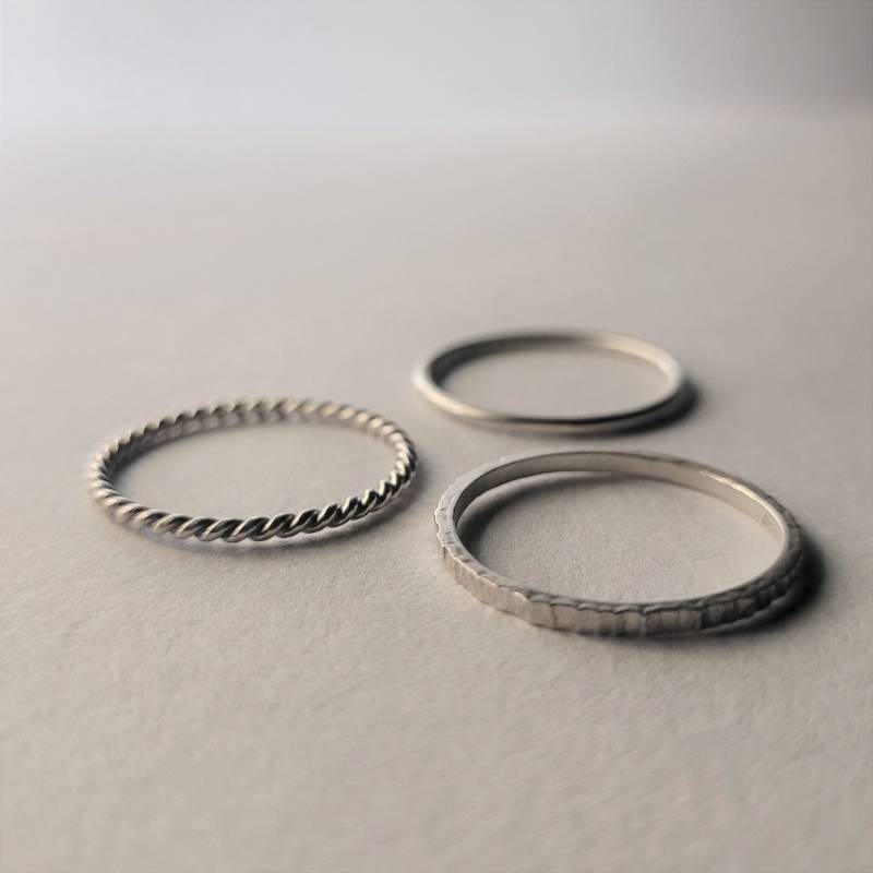 Stapelbare Minimalist Silber Ring Set, Handgemachte Stapelringe Für Frauen von OfelinJewelry