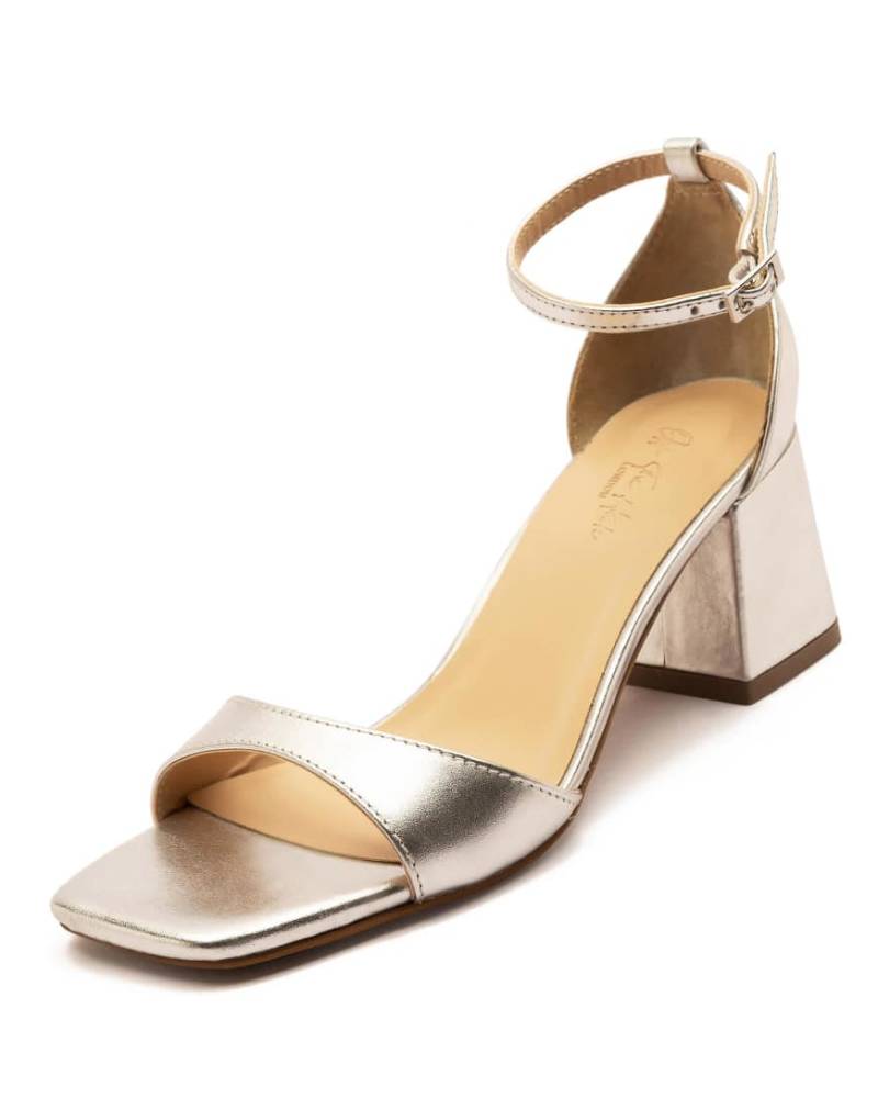 Off The Hook - Knightsbridge - Brautsandalen in Silber mit niedrigem Blockabsatz von Off The Hook