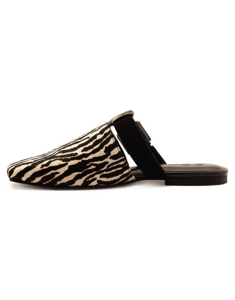 Off The Hook Wide Fit - Brompton - Clogs aus Leder, weite Passform-Bunt von Off The Hook