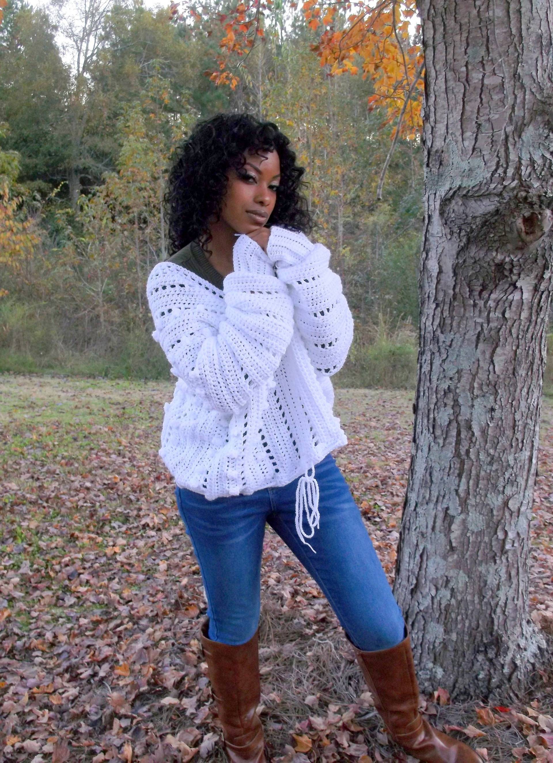 Hand Gehäkelter Oversized Pullover, Popcorn Lange Ärmel, Bubble Grobstrick Winter Pullover in Weiss Hand Gehäkelter Oversized Pullover, Popcorn Lange Ärmel, Bubble Grobstrick Winter Pullover in Weiss von OffThaHookCrochet