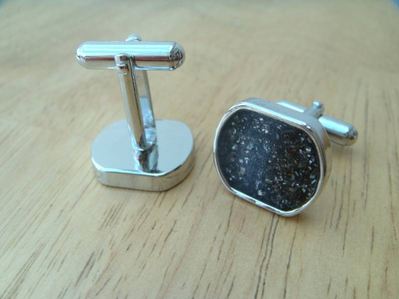 Fange Einen Fallenden Stern - Manschettenknöpfe Aus Echten Meteoriten von OffTheCuff2010