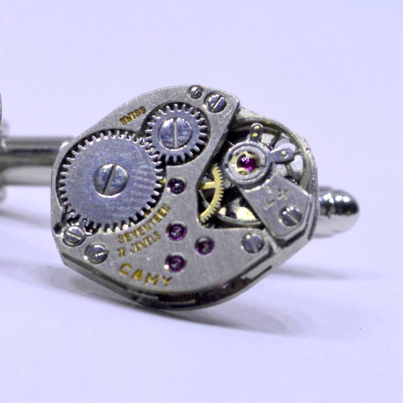 Oval Steampunk Uhrwerk Manschettenknöpfe Ideales Geschenk Für Geburtstag, Hochzeit, Jubiläum Oder Weihnachten von OffTheCuff2010