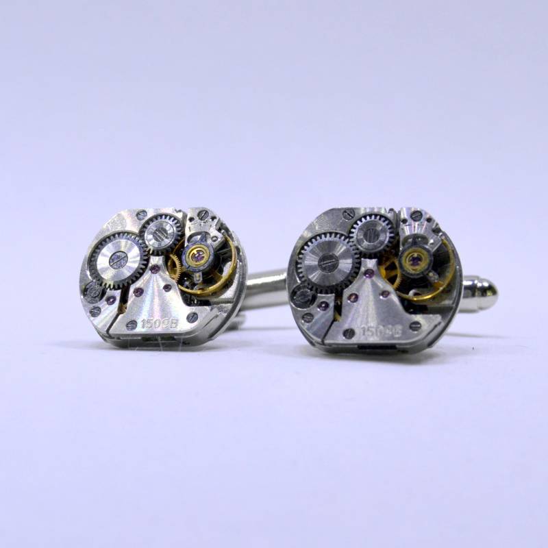 Upcycling, Auffällige Uhrwerk Manschettenknöpfe von OffTheCuff2010