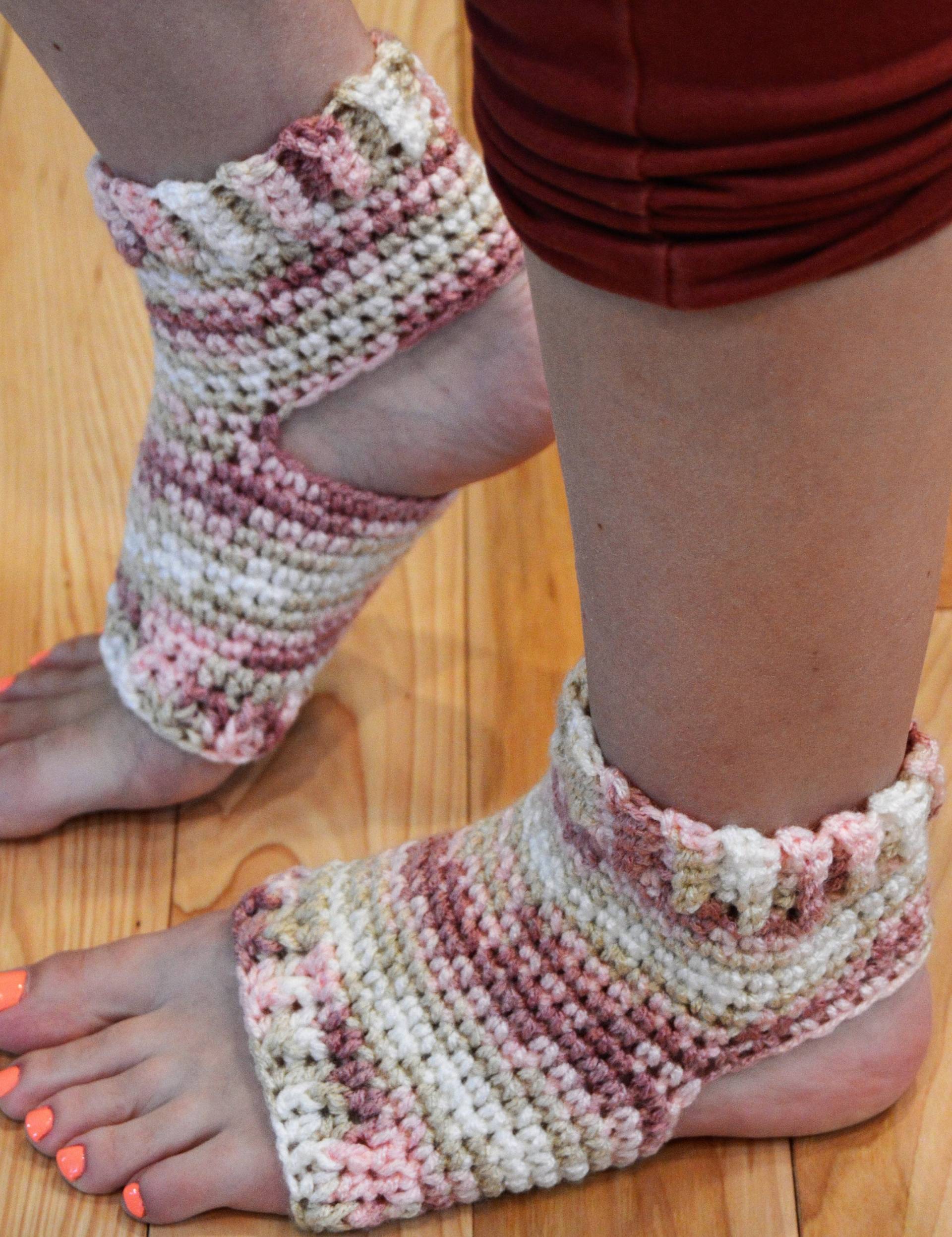 Rosenholz Gehäkelte Yoga/Pilates/Tanz/Pediküre/Flip Flop/Spa Socken | Dicke-Durchschnittsgröße von OffTheHookbyJulie