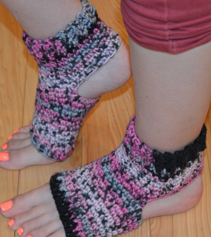 Überraschung-streifen Gehäkelt Yoga/Pilates/Tanz/Pediküre/Flip Flop/Spa Socken | Dick-Durchschnittliche Größe Überraschung-streifen Gehäkelt Yoga/Pilates/Tanz/Pediküre/Flip Flop/Spa Socken | Dick-Durchschnittliche Größe von OffTheHookbyJulie