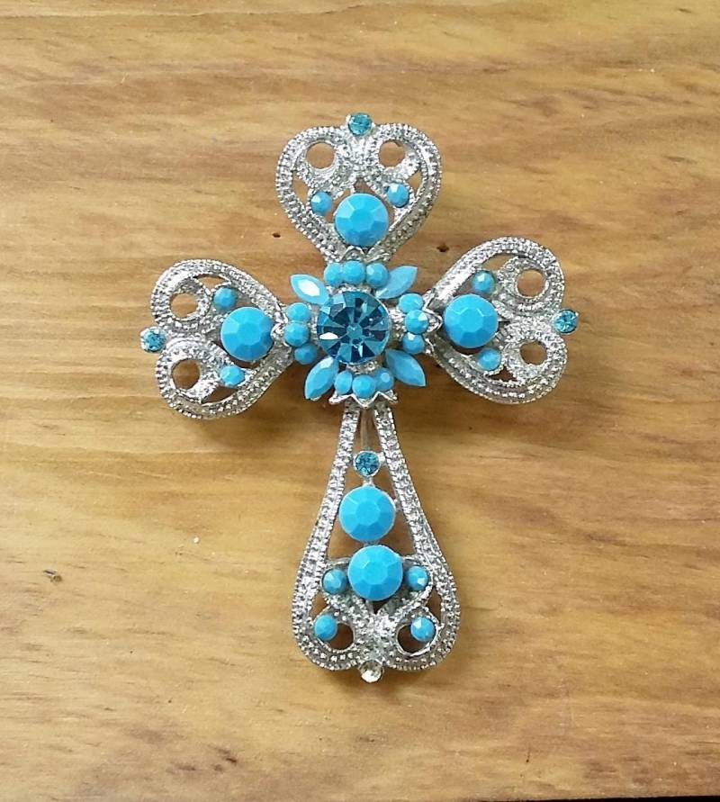 Vintage Silber Kreuz Brosche, Türkis Bead Strass Charm von OffbeatAvenue