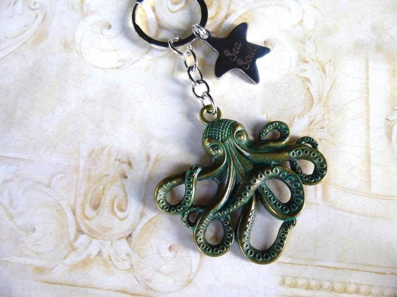 Personalisierter Oktopus Taschenanhänger Sea Soul Seestern Schlüsselanhänger, K36 von OffbeatJewelry2