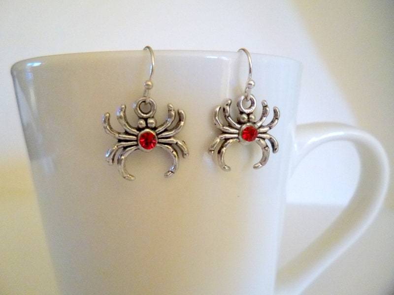 strass Spinne Ohrringe, Halloween Schmuck H31 von OffbeatJewelry2