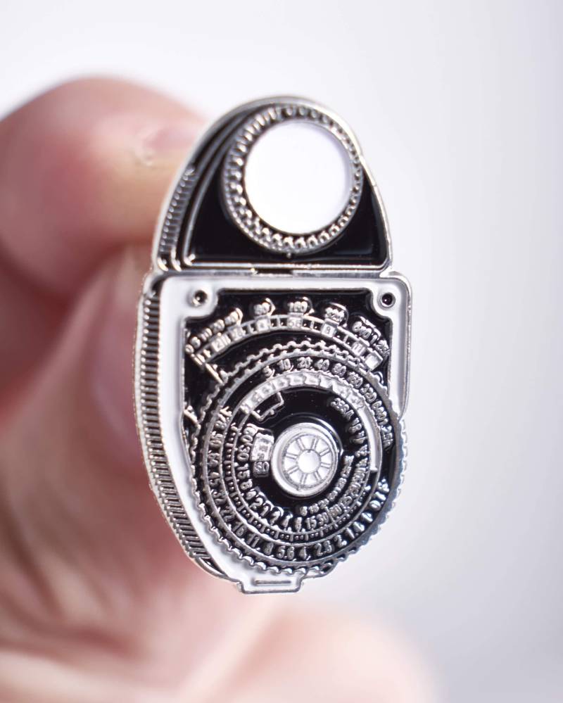 Sekonic Vintage Lichtmesser Film Emaille Pin von OfficialExclusive