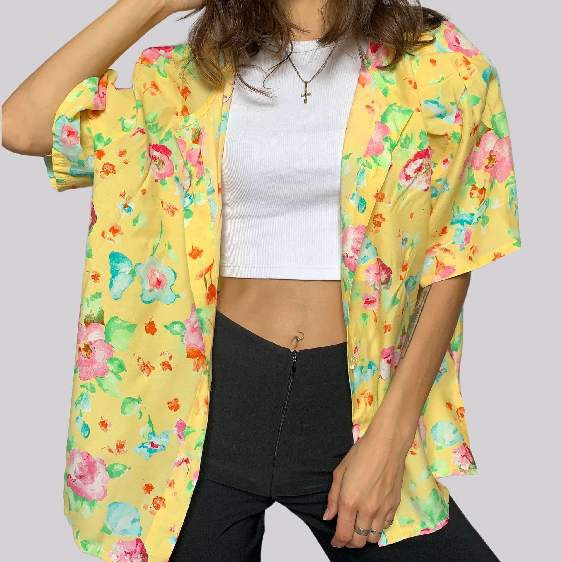 Vintage 80Er Retro Kurzarm Bluse Geblümt/Gelb Bunt M L Viskose Vintage 80Er Retro Kurzarm Bluse Geblümt/Gelb Bunt M L Viskose von OftimespastvintageAT