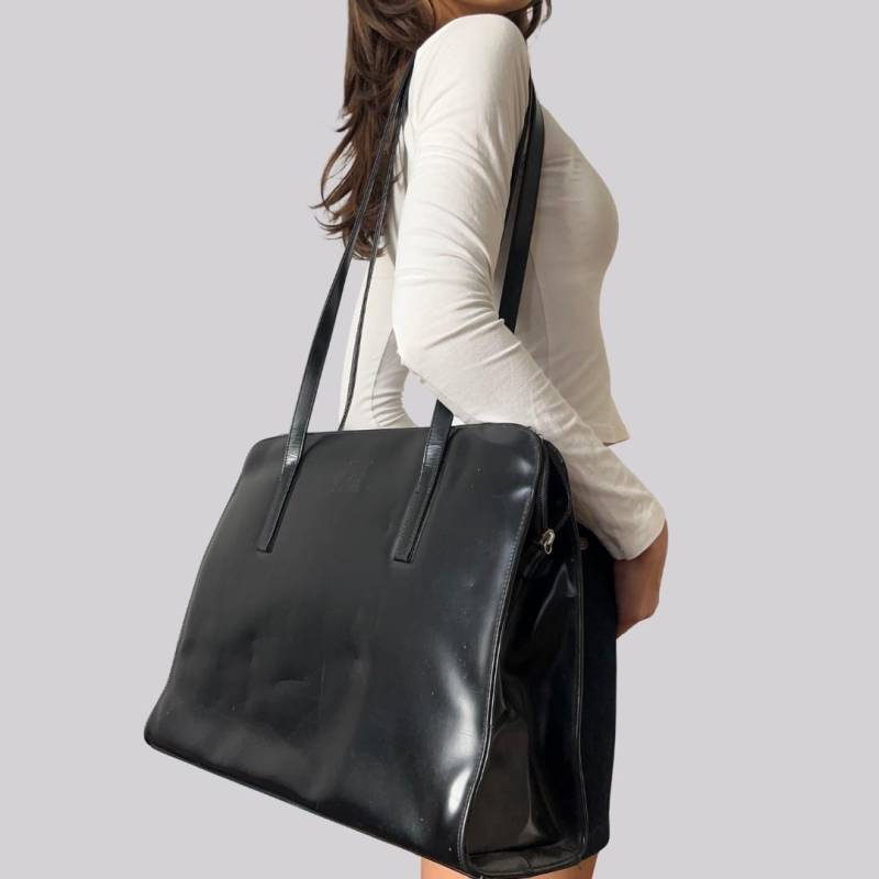 Vintage Große Schultertasche/Laura Minozzi Schwarz Minimalistisch Henkeltasche Handtasche Vintage Große Schultertasche/Laura Minozzi Schwarz Minimalistisch Henkeltasche Handtasche von OftimespastvintageAT