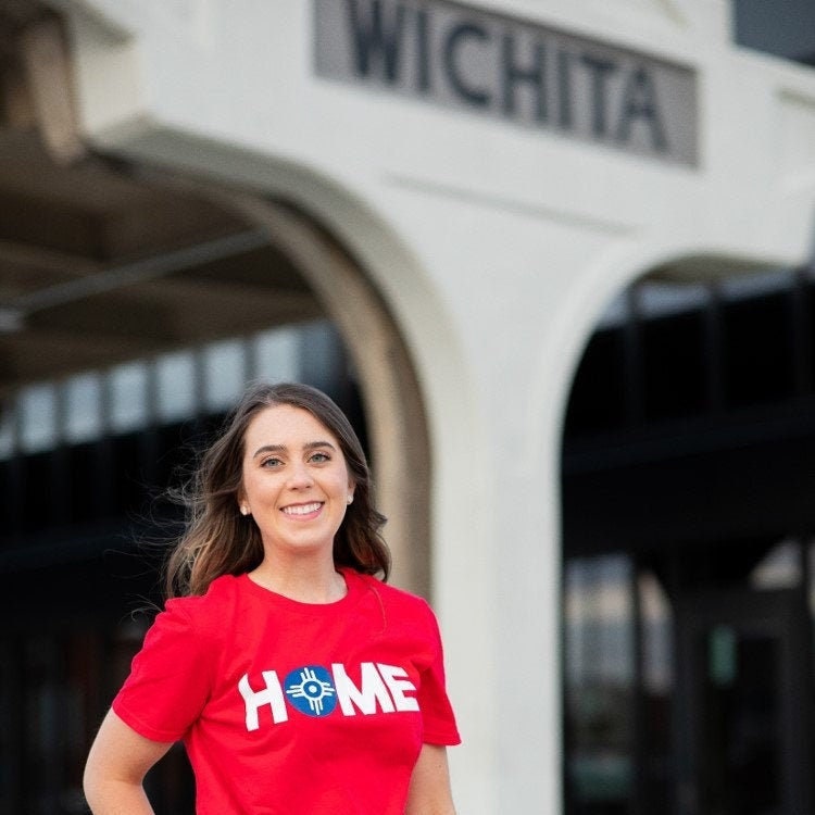 Wichita Home T-Shirt Ringgesponnene Baumwolle, Leichter Tragekomfort von OhHeyThreads