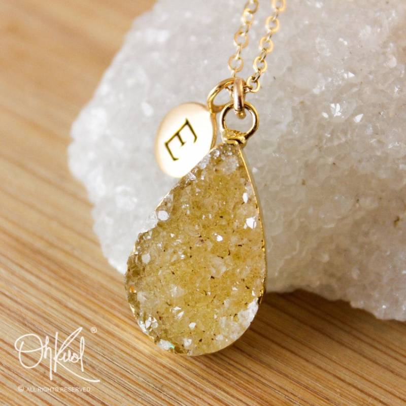 Glitzernde Geode Initial Halskette Gold Filled Oder Silber Kette von OhKuol
