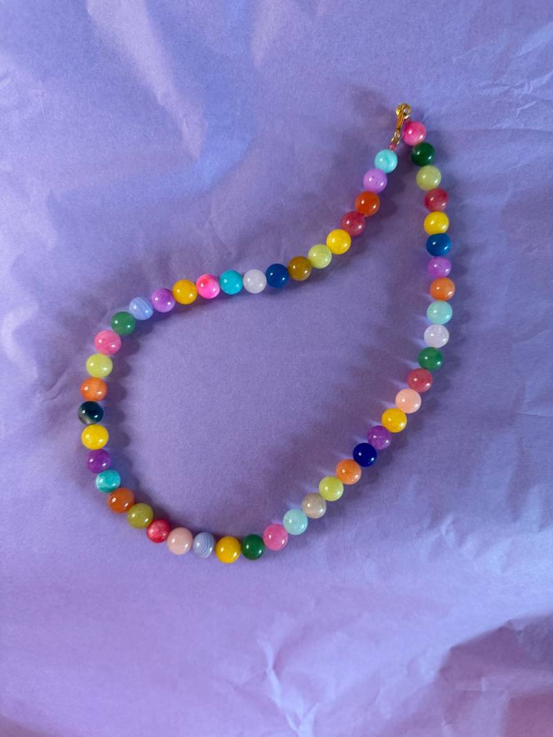 Bunte Perlenkette Aus Echten Jadeperlen von OhPerlii