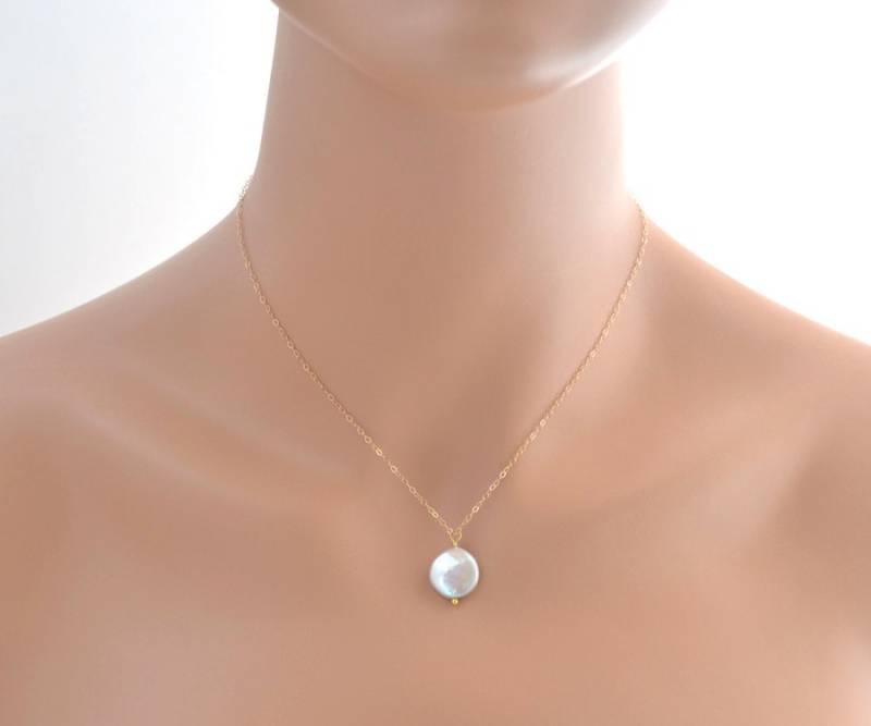 Münzperlenkette, Hochzeitsschmuck, Hochzeitshalskette, Süßwassermünzenperlenkette, Brautjungferngeschenk, Perlenkette Münzperlenkette, Hochzeitsschmuck, Hochzeitshalskette, Süßwassermünzenperlenkette, Brautjungferngeschenk, Perlenkette von OhSella