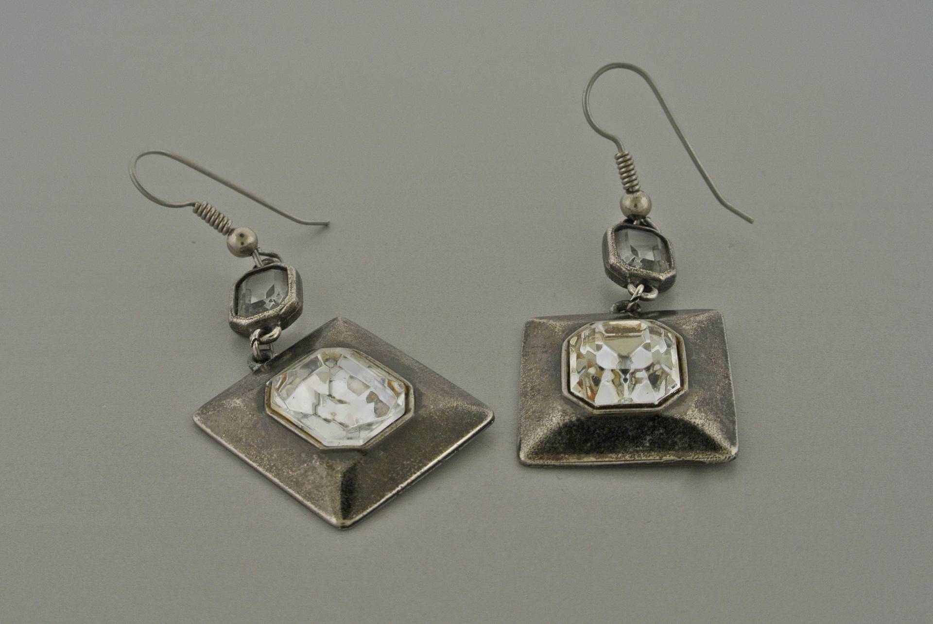 Klar, Stein Und Silber-Ton-Tropfen-Ohrringe von OhVera