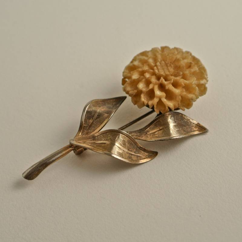 Rolyn 1/20 12 K Gold Gefüllt Chrysanthemum Brosche Rolyn 1/20 12 K Gold Gefüllt Chrysanthemum Brosche von OhVera