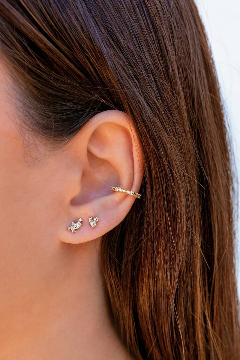 Ohrstecker Mit Runden Und Baguettegeschliffenen Zirkonia-Clustern - 2 Designs Verfügbar von OhanaJewelsShop