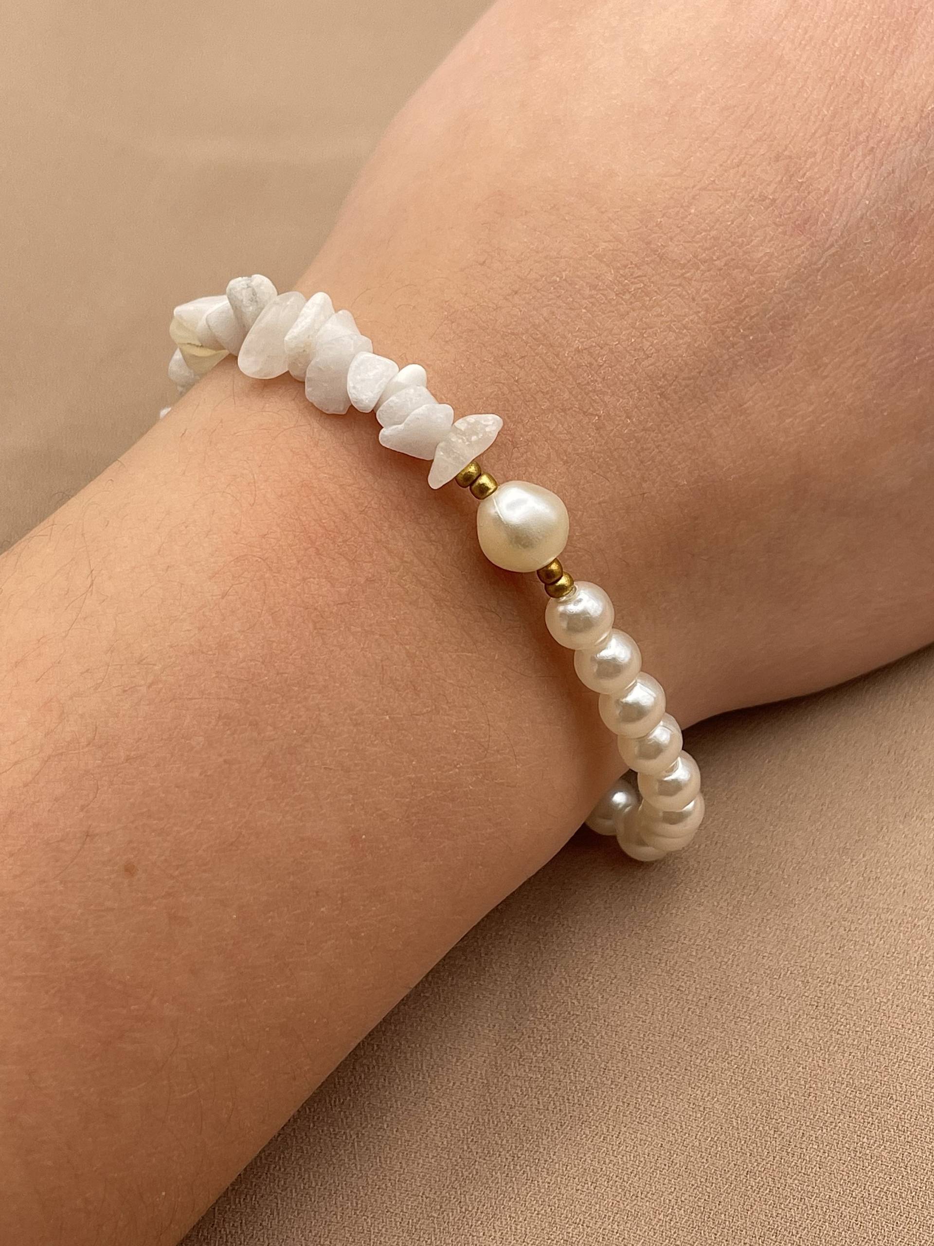 Armband Mit Quarz Kies Perlen, Halb Weiß Gold, Handgemacht 100% Armband Mit Quarz Kies Perlen, Halb Weiß Gold, Handgemacht 100% von OhanaTheBrand