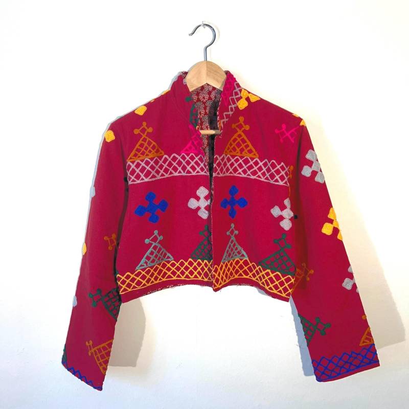 Reversible Boho Suzani Jacket - Short Crop Embroidered Coat With Blockprint Lining One Of A Kind & All-Season von OhisamaStore