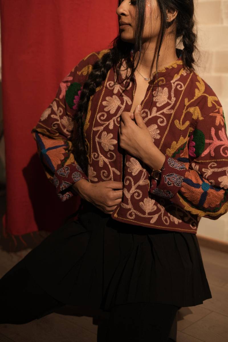 Bomber Jacket Reversible/Vintage Block Print & Suzani Embroidered von OhisamaStore