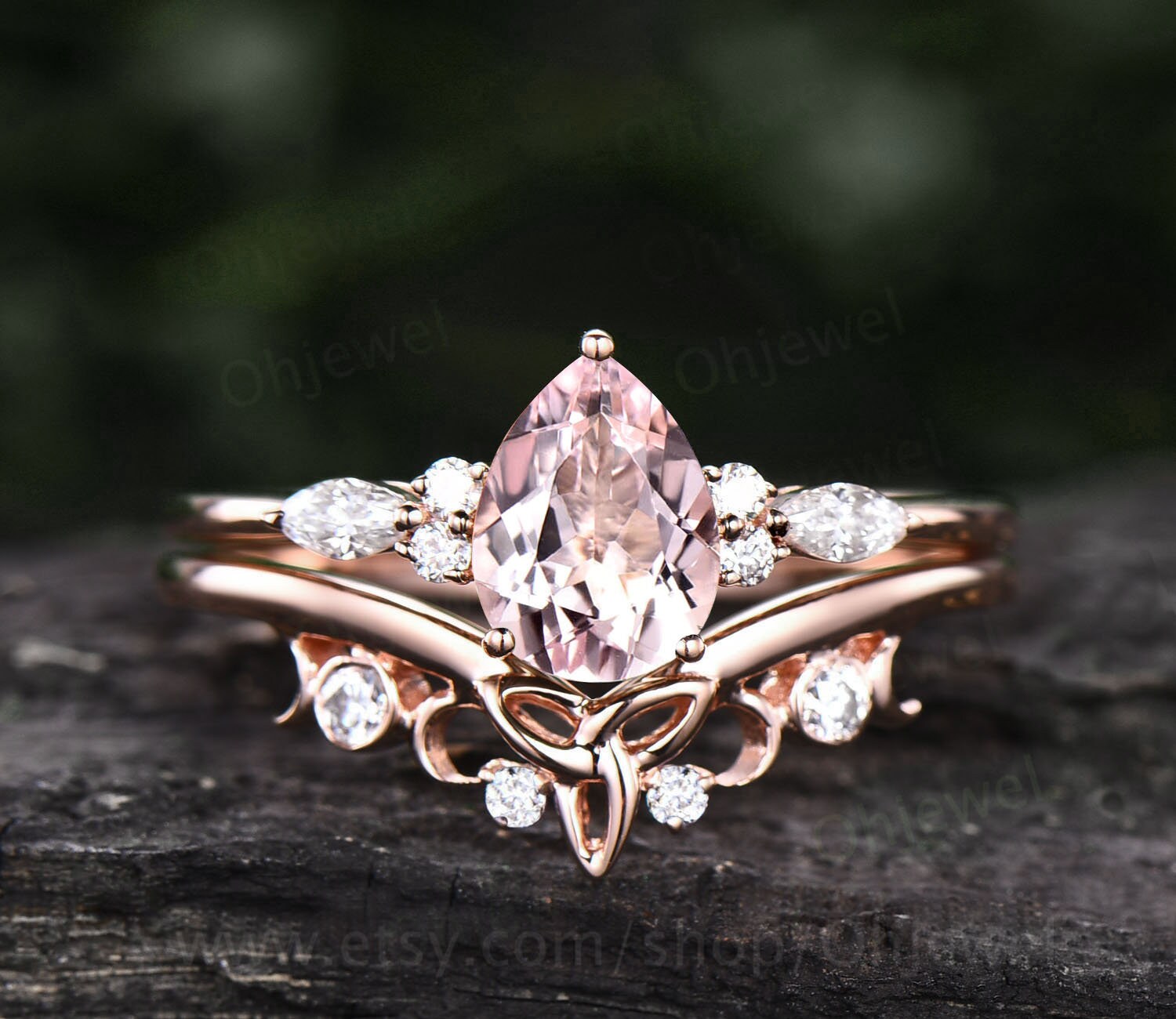Einzigartiger Vintage Birnenförmiger Morganit Verlobungsring Set Rosegold Art Deco Marquise Moissanit Ring Pink Ehering von Ohjewel