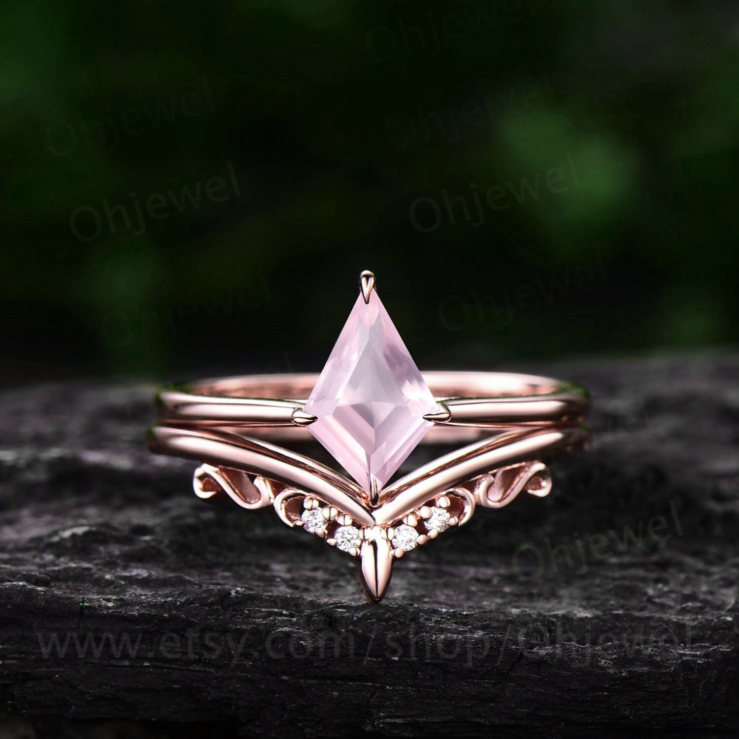 Kite Cut Rosenquarz Ring Für Frauen Vintage Unikat Solitär Verlobungsring Set 14K Roségold Silber Moissanit Brautring von Ohjewel